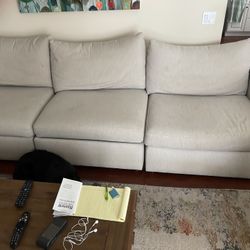 Bassett Beckham Custom Sectional 