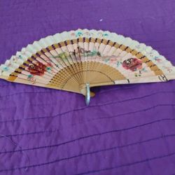 WOODEN FAN
