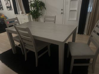 Gray Table And Chairs
