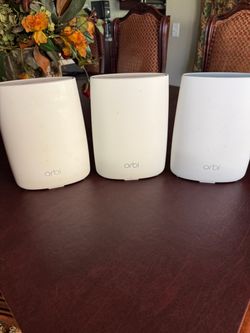 Netgear Orbi RBR50 + 2 Satellites