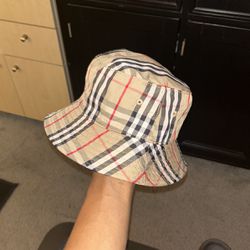 Burberry Bucket Hat 
