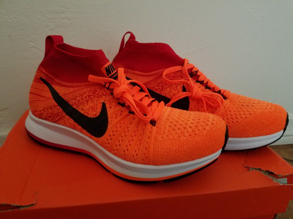 Womens Nike Pegasus All Out Flyknit size 5Y 6.5W for Sale in National CA - OfferUp