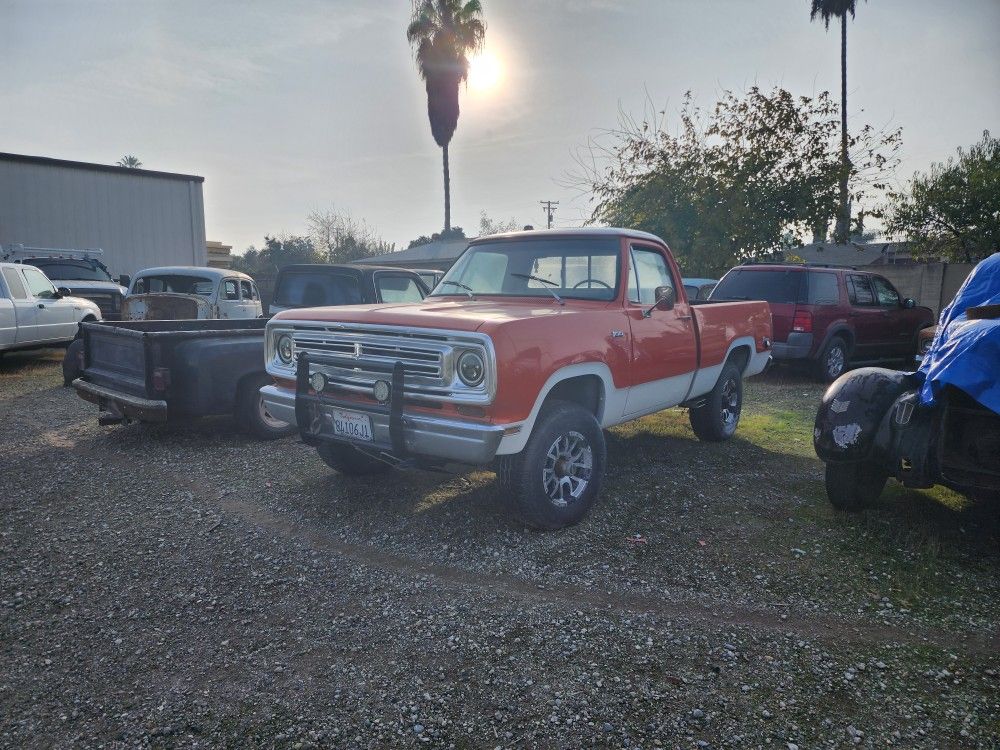 1973 Dodge ADVENTURE 