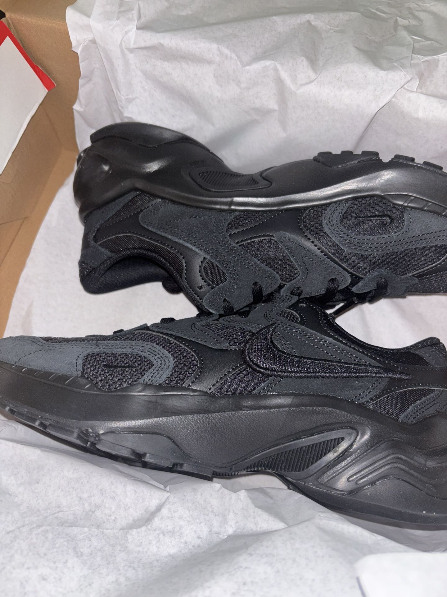 Brand New Women Nikes