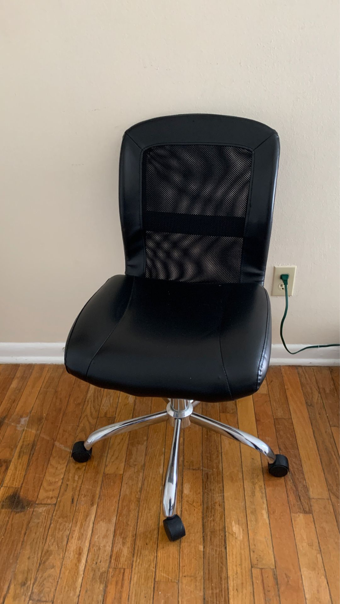 Desk chair