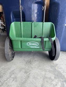 scott drop spreader