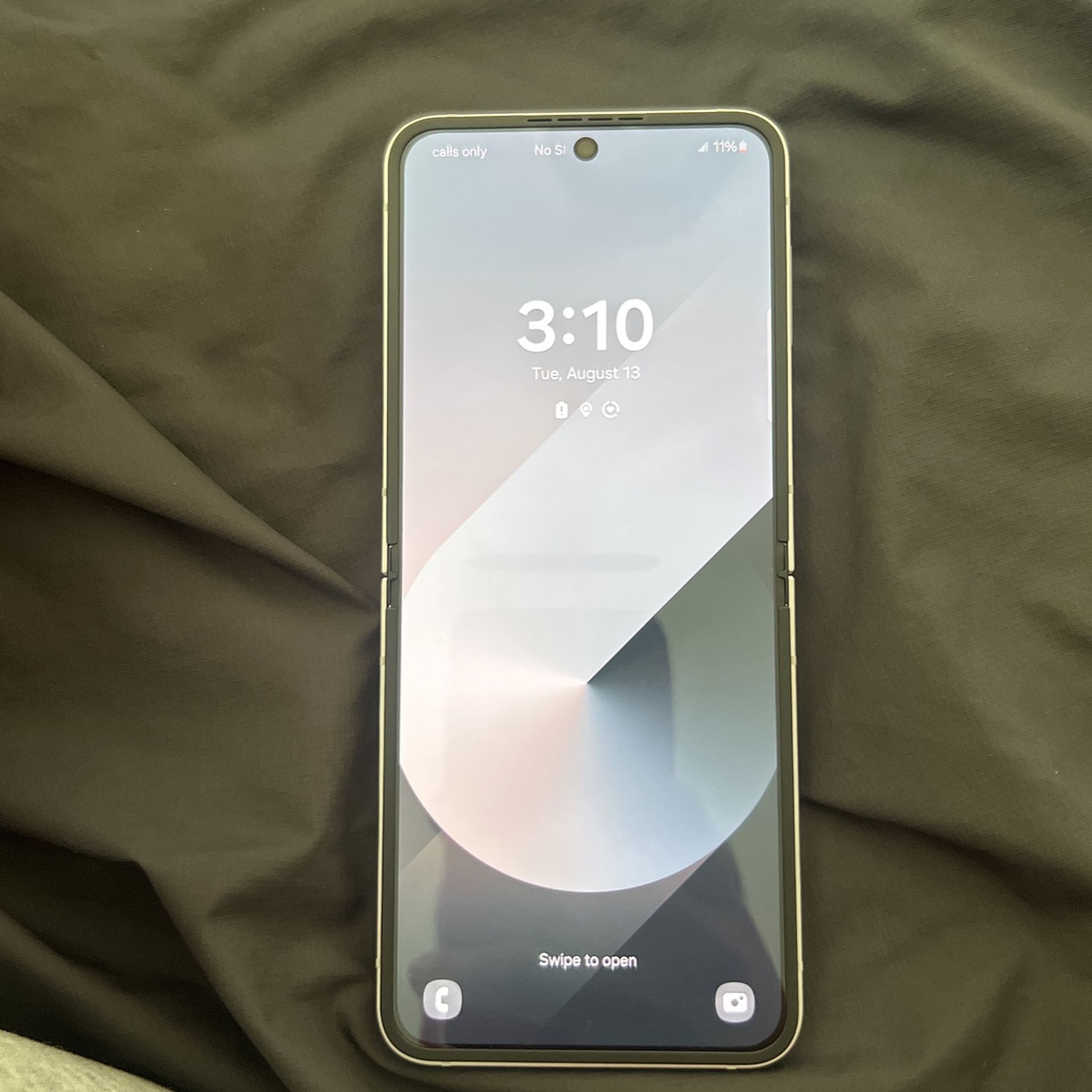 Samsung Galaxy Z Flip6