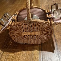 Vintage Picnic Basket