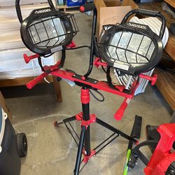 Twin head Tripod Light