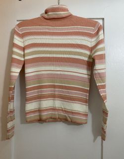 Striped Turtleneck Size: Juniors XL