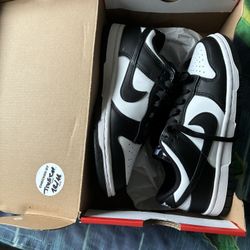 Size 5.5 Dunks 