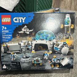Lego City Lunar Research Base