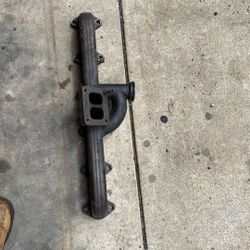 12 V Cummins Manifold 