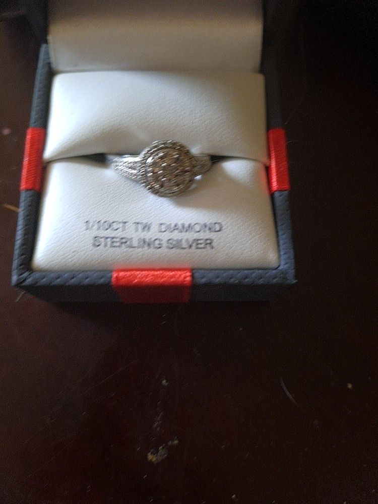 Ring. Sze 7 Princess Cut