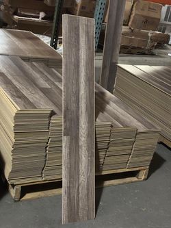 $0.70/sqft - Ash Oak Laminate Flooring Available
