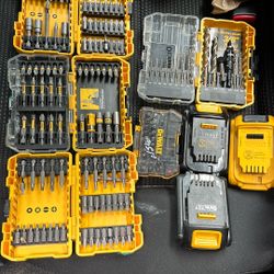 Dewalt bits and 5 batteries