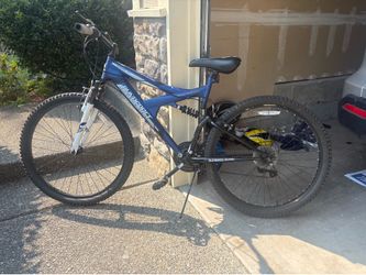 Dynacraft Cliff Runner Terrain 26" Mountain Bike – Full Suspension , includes bike helmet, and bike lock