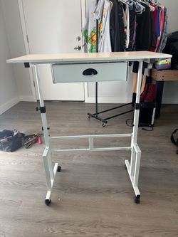 Adjustable table