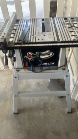 Delta table saw
