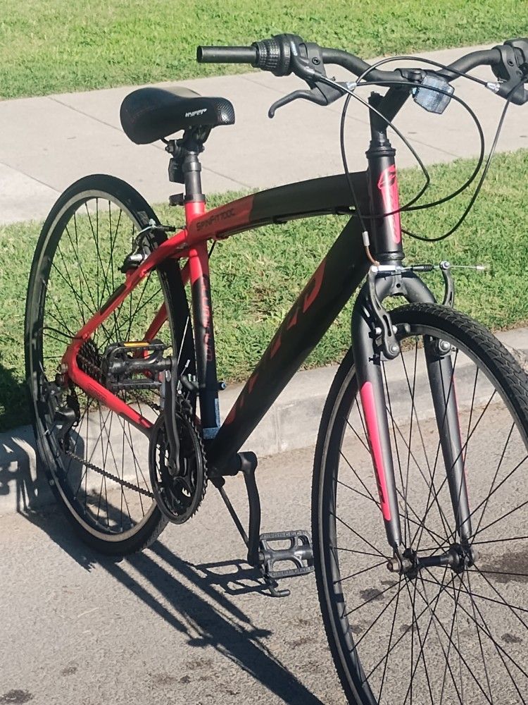 Bicycle 26-in. Hyper..