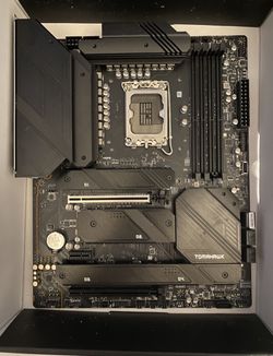 MSI Mag Z790 Tomahawk Wi-Fi DDR 4