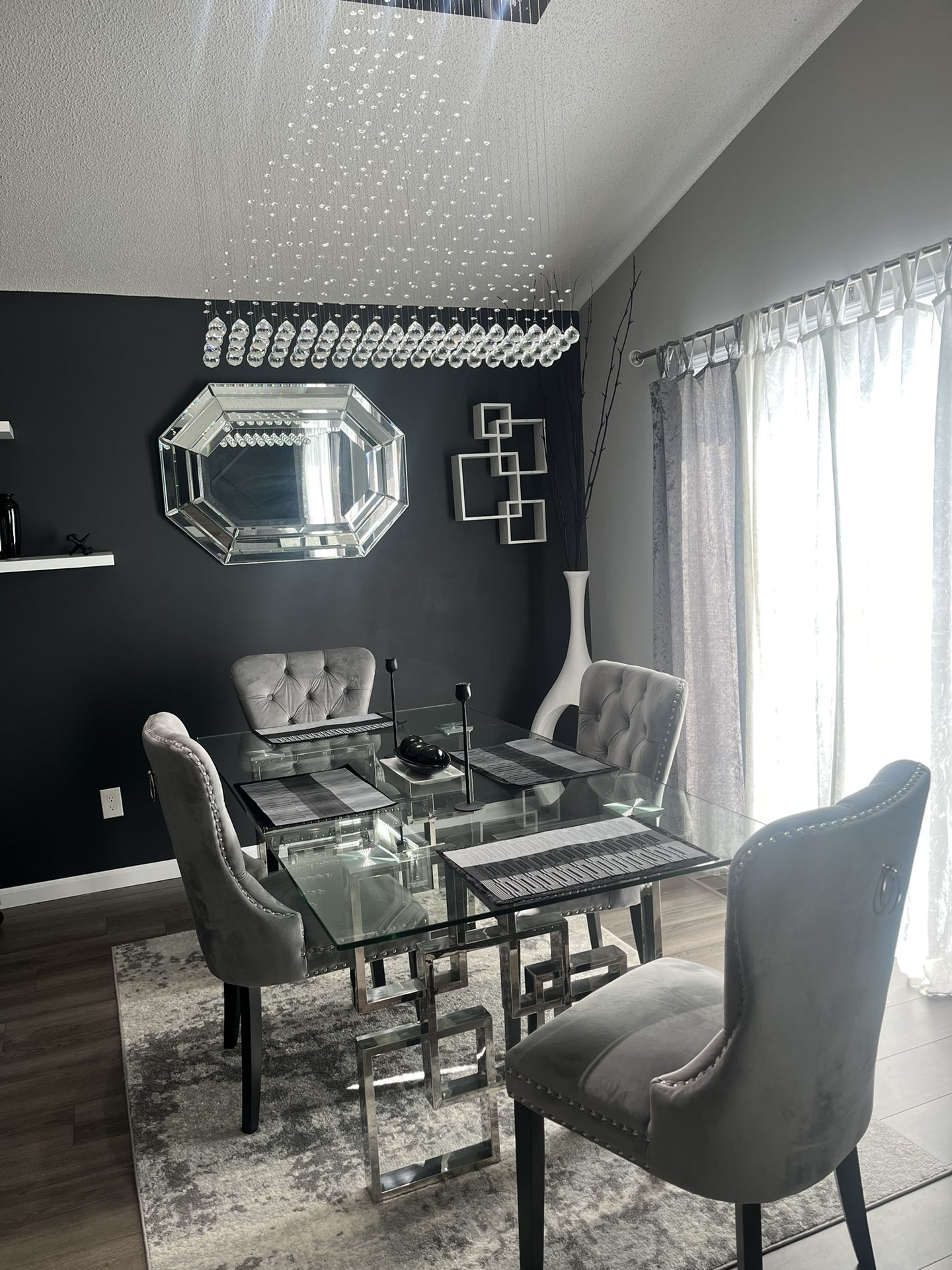 Dining Room Glass Table And 4 Chairs