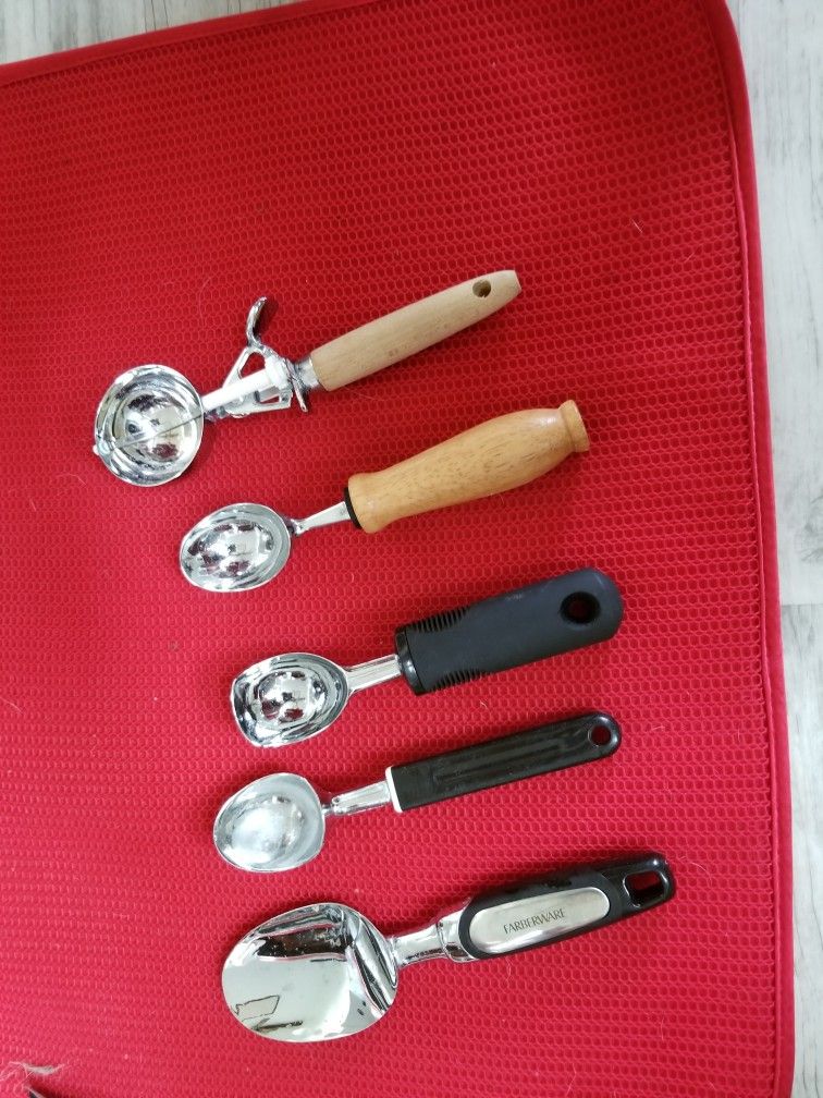 5 ICE CREAM SCOOPS