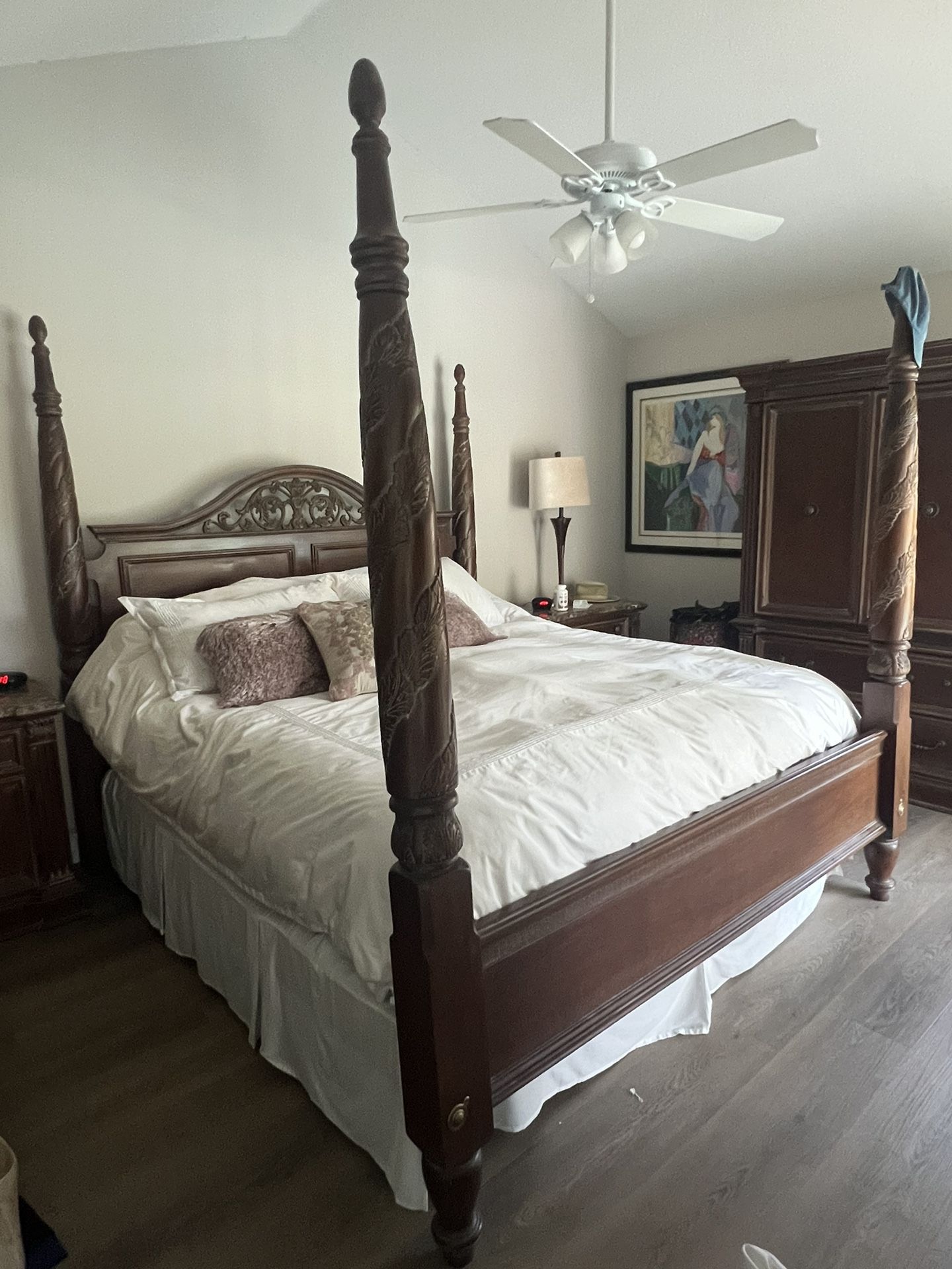 King Bedroom Set $200