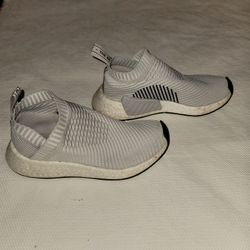 Women's Slide On Athletic Shoe Size 5.5