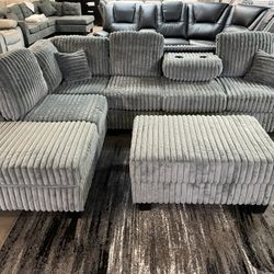 GRAY SECTIONAL W/ OTTOMAN‼️LOW PRICE🤯