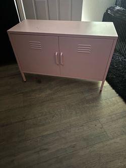 Pink cabinet cutesy