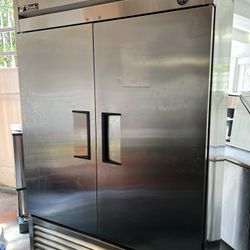 True Commercial Double Door Fridge
