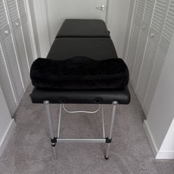 Portable Massage / Lash Bed - Like New + Pillow & Carrying Case