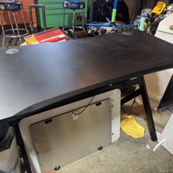 Free Desk