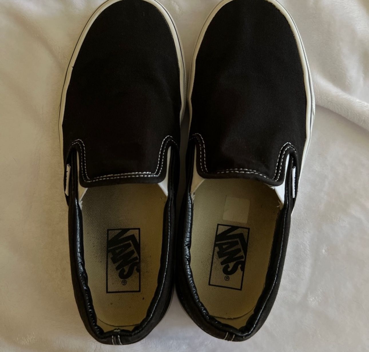 Women’s Black Vans 7.5