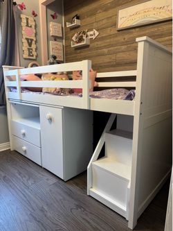 Twin loft bed