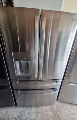 Ge refrigerator four door full size