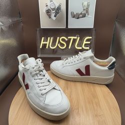 Veja V-12 Leather Low Sneakers Women’s Sz 9