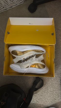 Under Armor Curry Flow 8