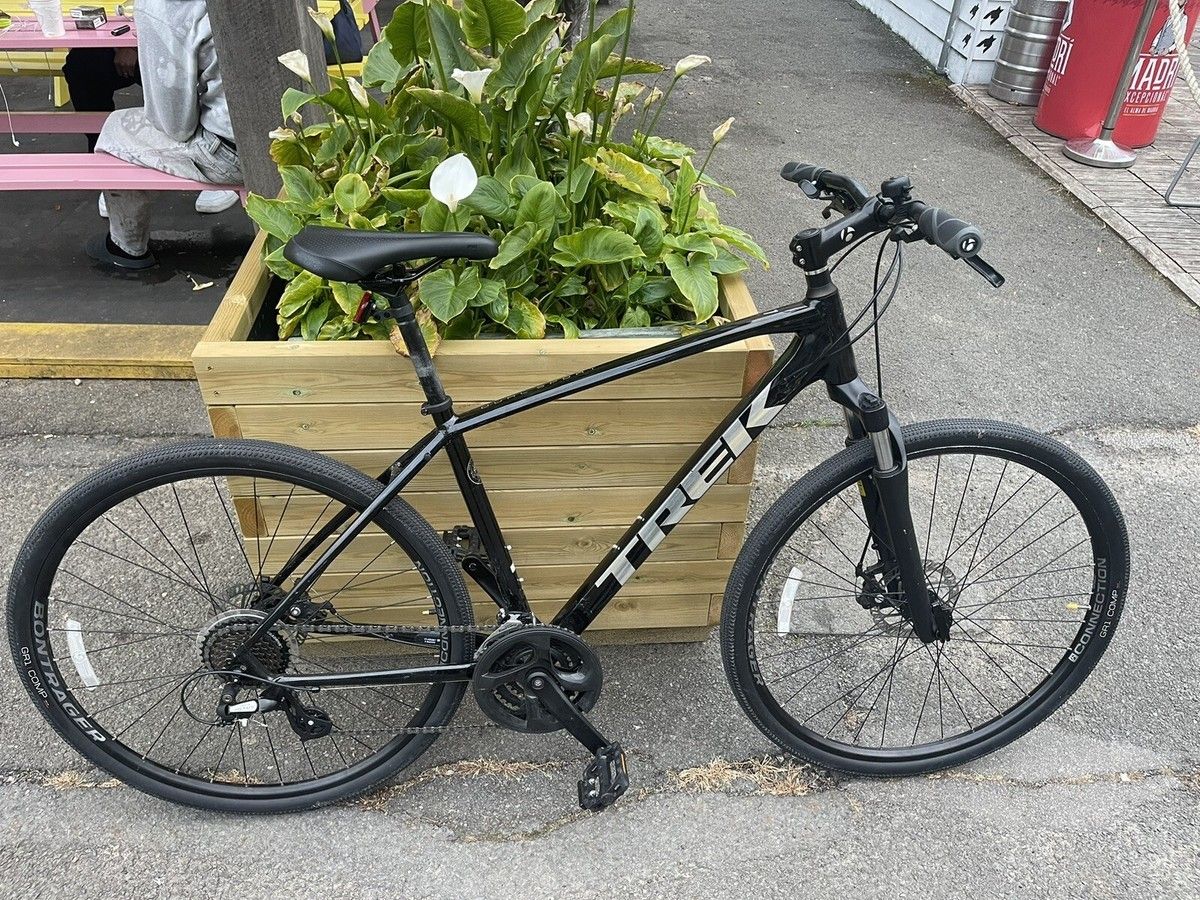 Trek Dual Sport 4
