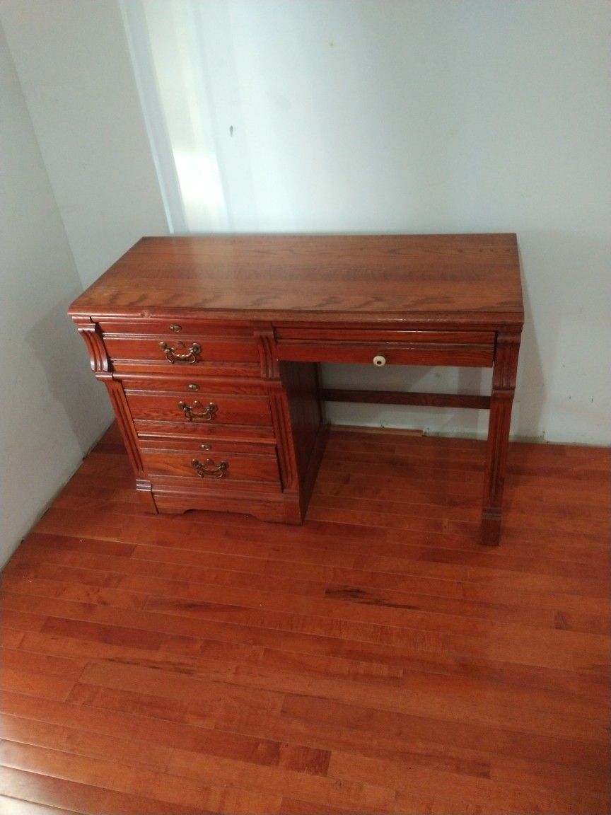 Lexington Desk #0468-532