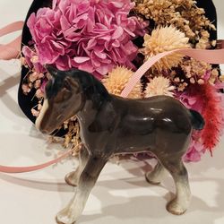 Porcelain Horse Colt Foal Figure / Figurine Original Vintage Fine Art Antique