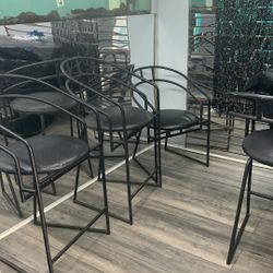 4  Chairs, Great Condition
