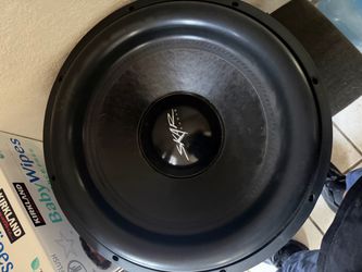 Skar Audio zvx 18 sub