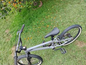 DISPONIBLE BICICLETA MARCA   GIANT