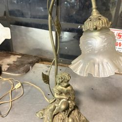 vintage cherub table lamp