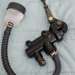 Rear Brakes Suzuki Motorcycle