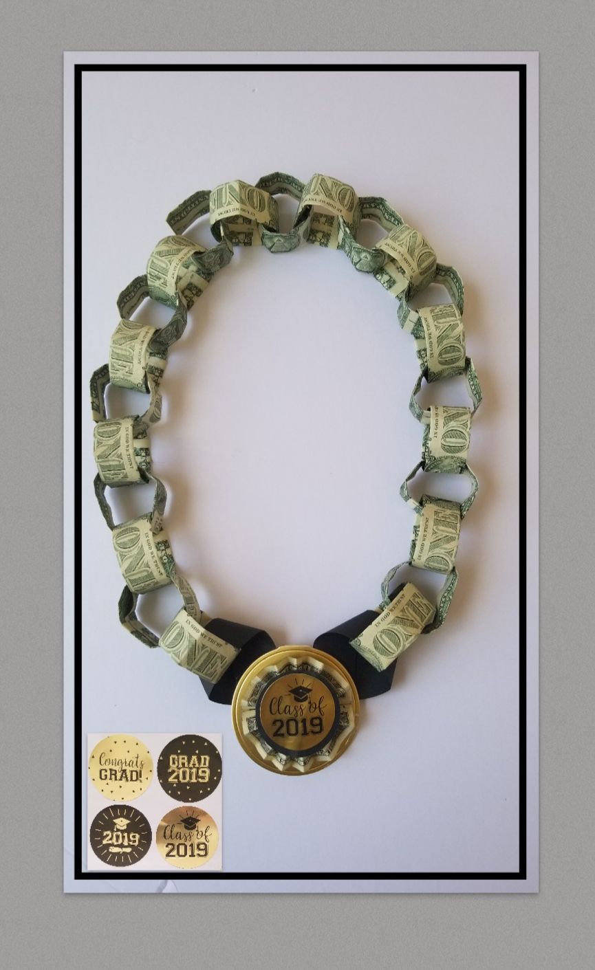 Graduation money chain lei/necklace with 2019 pendant