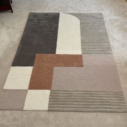 5x7 Wool Rug