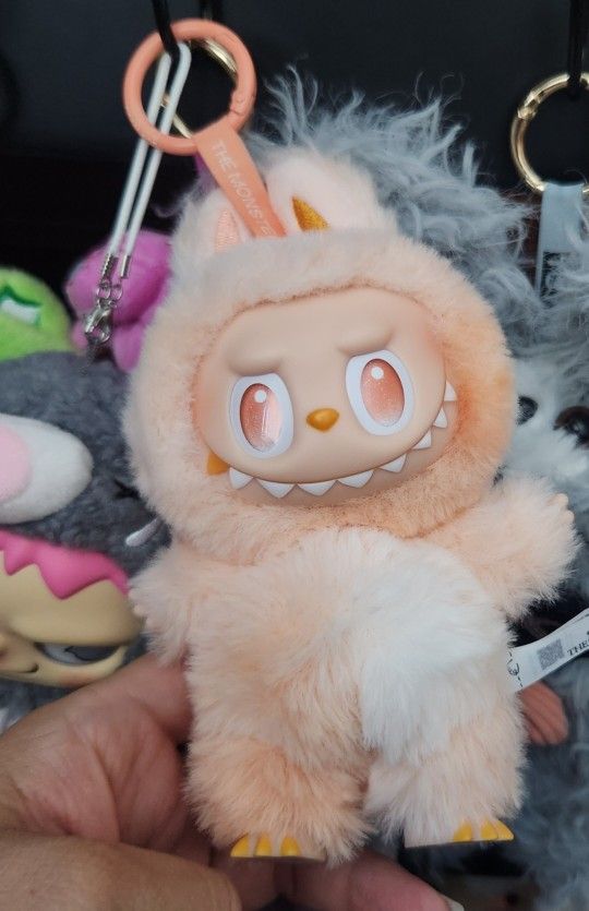 Labubu Happiness 🧡